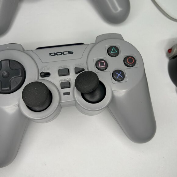 2-Docs PLAYSTATION PS1 WIRELESS CONTROLLERS Dual Analog - Picture 4 of 11